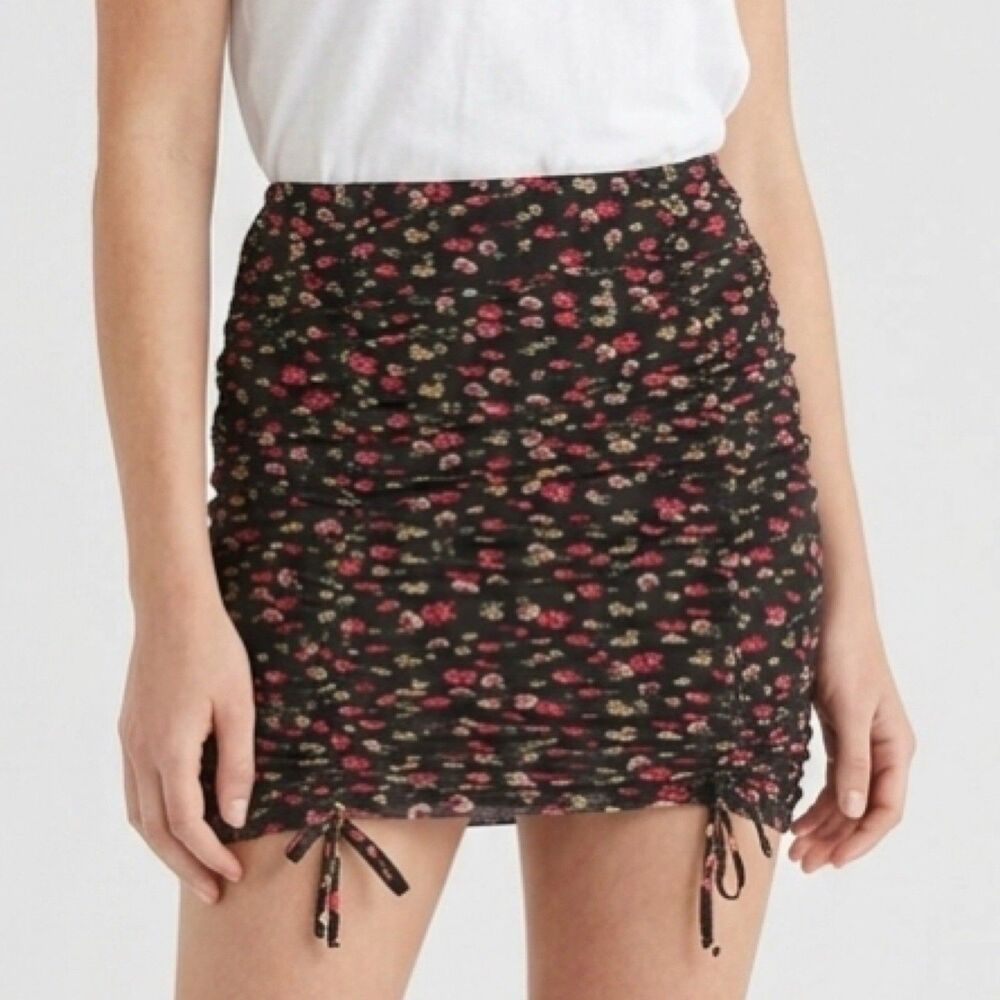 Urban Outfitters Floral Ruched Mini Skirt Ditsy Floral S Whimsigoth Mesh Overlay
